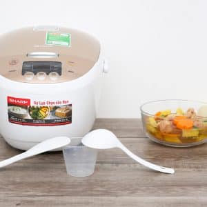 Noi Com Dien Tu Sharp Ks Com181cv Gl 1 1 Org (1)