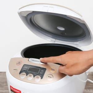 Noi Com Dien Tu Sharp Ks Com181cv Gl 10 Org